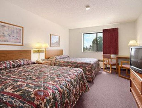 Super 8 By Wyndham Dyersville Zimmer foto
